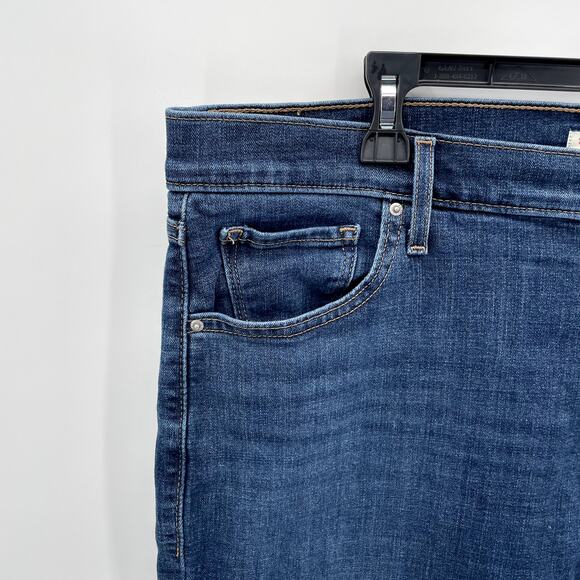 Levi's 725 High Rise Bootcut Denim Jean  // 18W - Picture 3 of 8